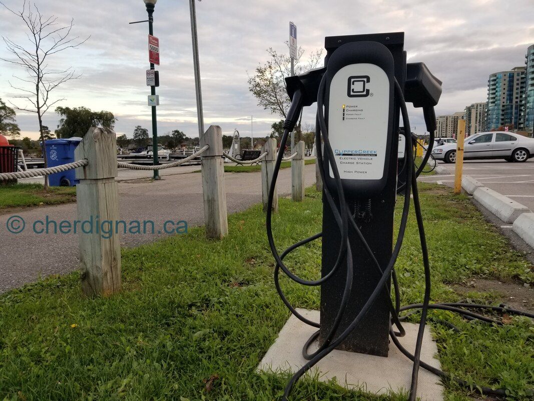 charging station electric vehicle